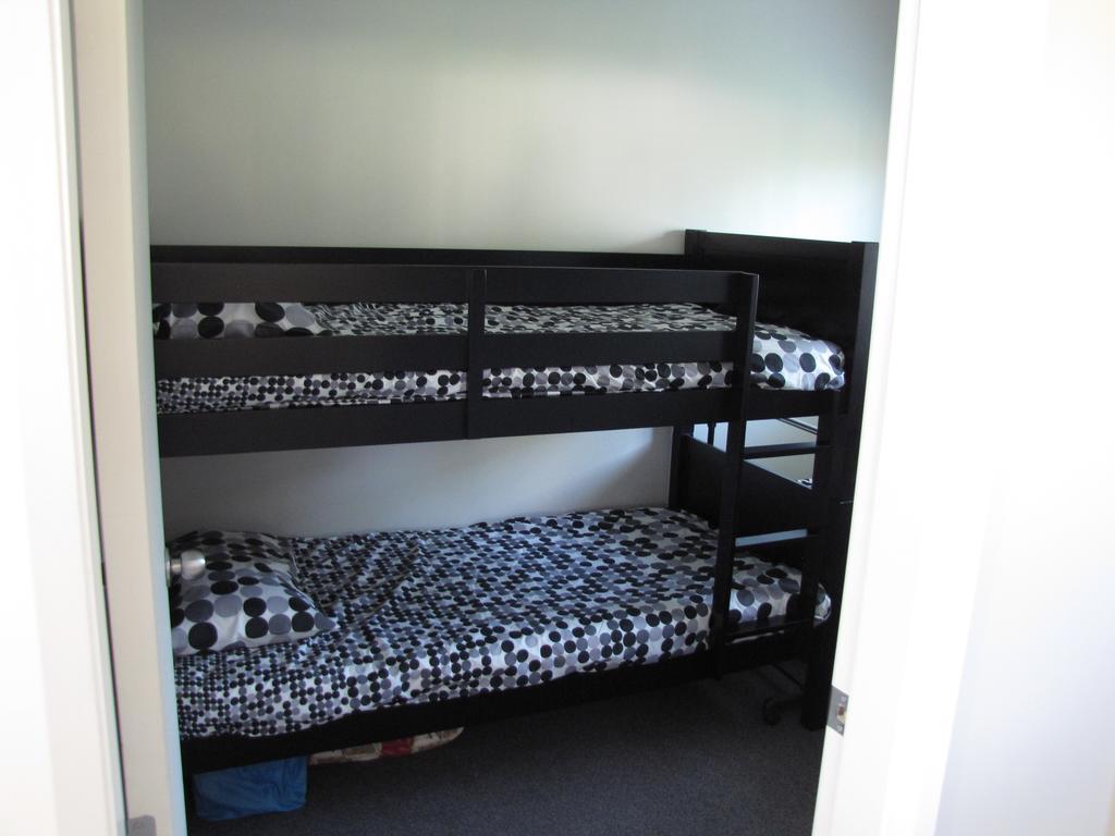 Cruz Inn Featherston Bagian luar foto